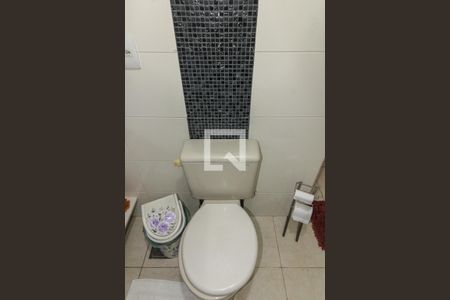 Apartamento à venda com 226m², 3 quartos e 2 vagas Apartamento à venda com 226m², 3 quartos e 2 vagasSuíte - Banheiro