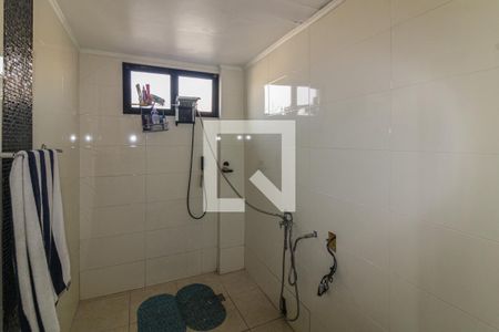 Apartamento à venda com 226m², 3 quartos e 2 vagas Apartamento à venda com 226m², 3 quartos e 2 vagasSuíte - Banheiro