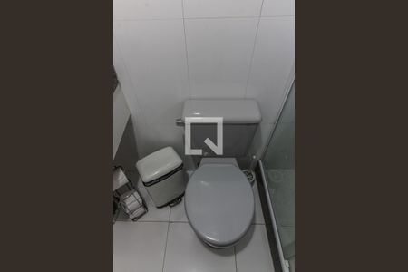 Apartamento à venda com 226m², 3 quartos e 2 vagas Apartamento à venda com 226m², 3 quartos e 2 vagasBanheiro Social