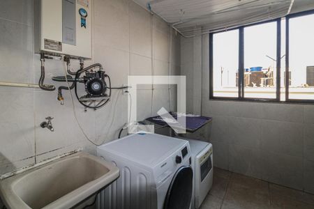 Apartamento à venda com 226m², 3 quartos e 2 vagas Apartamento à venda com 226m², 3 quartos e 2 vagasÁrea de Serviço