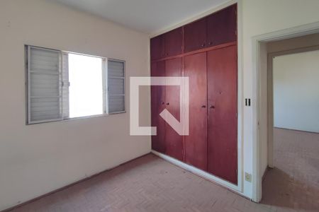 Casa à venda com 180m², 5 quartos e 4 vagasQuarto 3