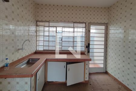 Casa à venda com 180m², 5 quartos e 4 vagasCozinha
