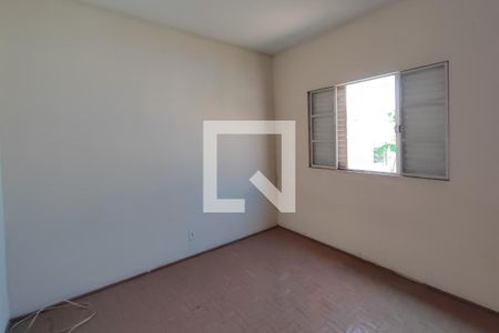 Casa à venda com 180m², 5 quartos e 4 vagasQuarto 2