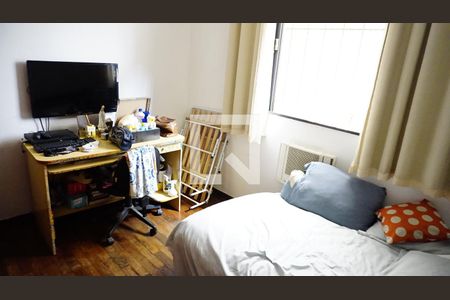 Casa à venda com 450m², 5 quartos e 4 vagasQuarto 1