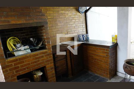 Casa à venda com 450m², 5 quartos e 4 vagasArea Churrasqueira