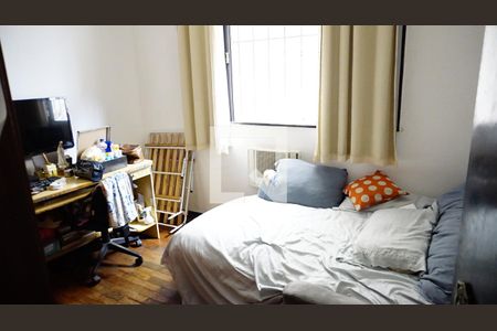 Casa à venda com 450m², 5 quartos e 4 vagasQuarto 1