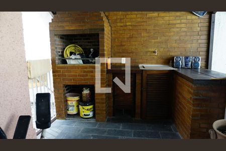 Casa à venda com 450m², 5 quartos e 4 vagasArea Churrasqueira