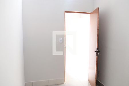 Quarto 1 de casa para alugar com 2 quartos, 50m² em Setor Leste Universitário, Goiânia