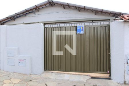Casa para alugar com 50m², 2 quartos e 1 vagaFachada