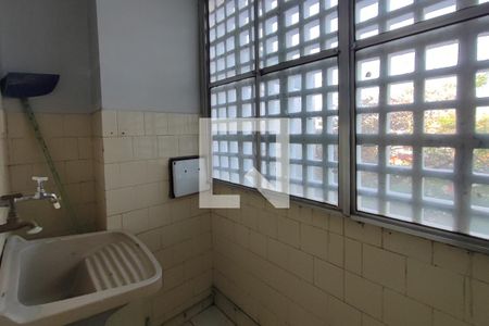 Apartamento à venda com 60m², 2 quartos e 1 vagaÁrea de Serviço