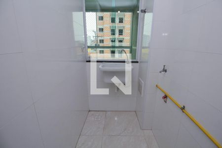 Apartamento para alugar com 48m², 2 quartos e sem vaga Apartamento para alugar com 48m², 2 quartos e sem vagaCozinha e Área de Serviço