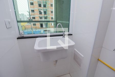 Apartamento para alugar com 48m², 2 quartos e sem vaga Apartamento para alugar com 48m², 2 quartos e sem vagaCozinha e Área de Serviço