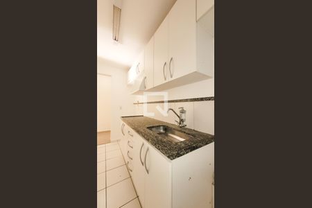 Apartamento à venda com 63m², 3 quartos e 2 vagas Apartamento à venda com 63m², 3 quartos e 2 vagasCOZINHA