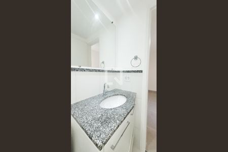 Apartamento à venda com 63m², 3 quartos e 2 vagas Apartamento à venda com 63m², 3 quartos e 2 vagasBANHEIRO DA SUÍTE