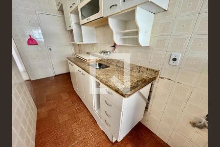 Apartamento à venda com 80m², 2 quartos e 1 vagaCozinha 