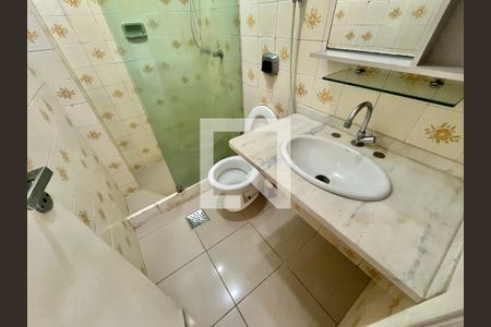 Apartamento à venda com 80m², 2 quartos e 1 vagaBanheiro social 