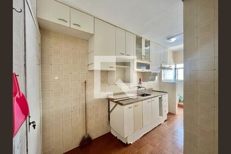 Apartamento à venda com 80m², 2 quartos e 1 vagaCozinha 