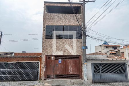 Casa à venda com 105m², 2 quartos e sem vaga Casa à venda com 105m², 2 quartos e sem vagaFachada + placa