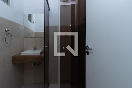 Casa para alugar com 540m², 6 quartos e 4 vagas Casa para alugar com 540m², 6 quartos e 4 vagasBanheiro