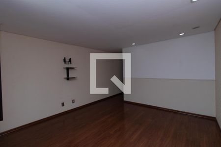 Casa para alugar com 540m², 6 quartos e 4 vagas Casa para alugar com 540m², 6 quartos e 4 vagasQuarto Suíte 3