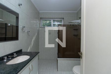 Casa para alugar com 540m², 6 quartos e 4 vagas Casa para alugar com 540m², 6 quartos e 4 vagasBanheiro Social