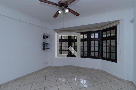 Casa para alugar com 540m², 6 quartos e 4 vagas Casa para alugar com 540m², 6 quartos e 4 vagasCopa