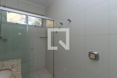 Casa para alugar com 540m², 6 quartos e 4 vagas Casa para alugar com 540m², 6 quartos e 4 vagasBanheiro da Suíte 2