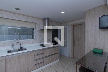 Casa para alugar com 540m², 6 quartos e 4 vagas Casa para alugar com 540m², 6 quartos e 4 vagasCozinha