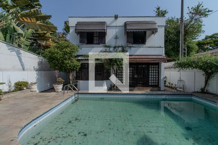 Casa para alugar com 540m², 6 quartos e 4 vagas Casa para alugar com 540m², 6 quartos e 4 vagasPiscina