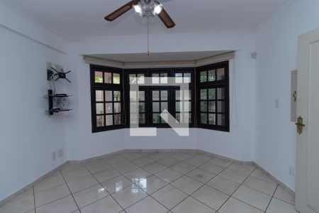 Casa para alugar com 540m², 6 quartos e 4 vagas Casa para alugar com 540m², 6 quartos e 4 vagasCopa