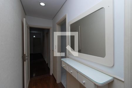 Casa para alugar com 540m², 6 quartos e 4 vagas Casa para alugar com 540m², 6 quartos e 4 vagasCloset da suíte 3