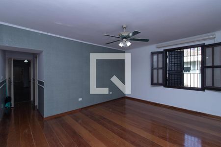 Casa para alugar com 540m², 6 quartos e 4 vagas Casa para alugar com 540m², 6 quartos e 4 vagasQuarto Suíte 1