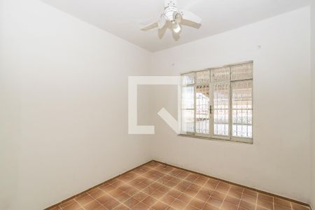 Quarto 1 de apartamento para alugar com 2 quartos, 70m² em Ramos, Rio de Janeiro