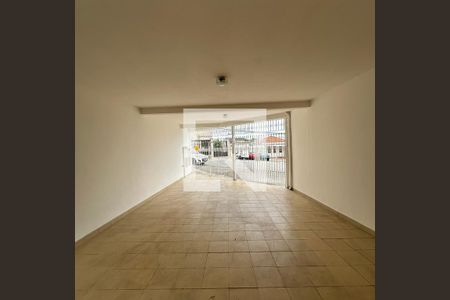 Casa à venda com 140m², 3 quartos e 4 vagasGaragem