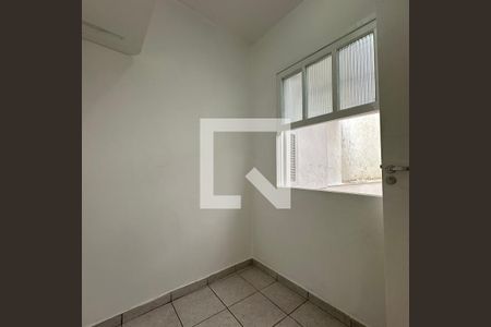 Casa à venda com 140m², 3 quartos e 4 vagasQuarto de Serviço