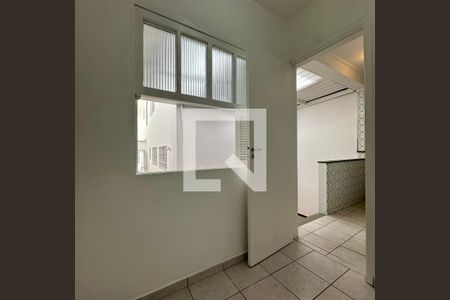 Casa à venda com 140m², 3 quartos e 4 vagasQuarto de Serviço