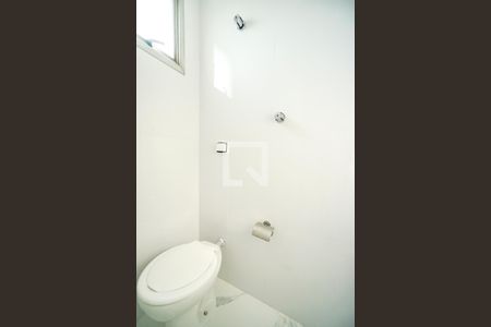 Apartamento à venda com 67m², 2 quartos e 1 vaga Apartamento à venda com 67m², 2 quartos e 1 vagaBanheiro de serviço