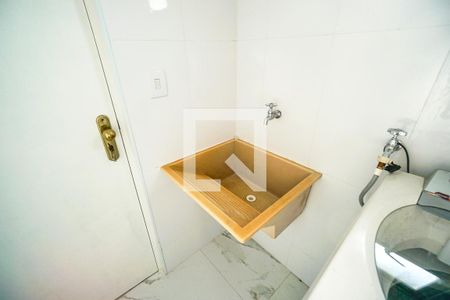 Apartamento à venda com 67m², 2 quartos e 1 vaga Apartamento à venda com 67m², 2 quartos e 1 vagaÁrea de serviço