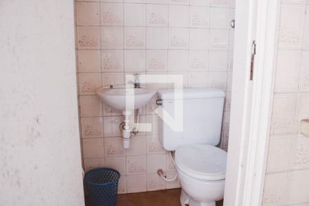 Casa à venda com 160m², 4 quartos e 4 vagas Casa à venda com 160m², 4 quartos e 4 vagasBanheiro de serviço