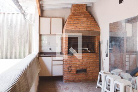 Casa à venda com 160m², 4 quartos e 4 vagas Casa à venda com 160m², 4 quartos e 4 vagasChurrasqueira