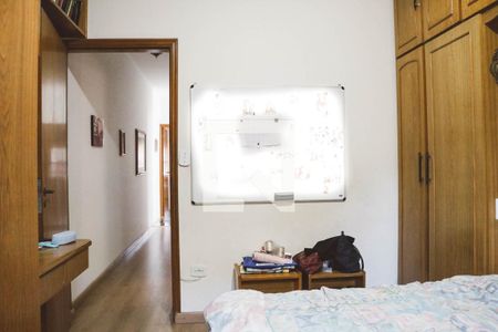 Casa à venda com 160m², 4 quartos e 4 vagas Casa à venda com 160m², 4 quartos e 4 vagasQuarto 2