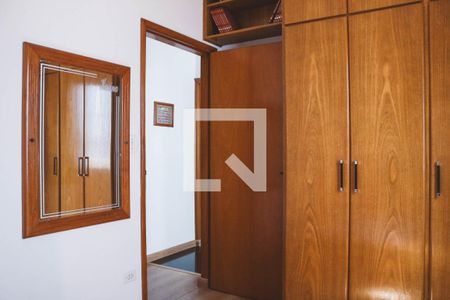 Casa à venda com 160m², 4 quartos e 4 vagas Casa à venda com 160m², 4 quartos e 4 vagasQuarto 1