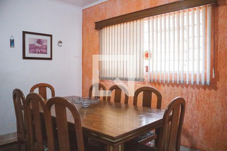 Casa à venda com 160m², 4 quartos e 4 vagas Casa à venda com 160m², 4 quartos e 4 vagasSala de Jantar