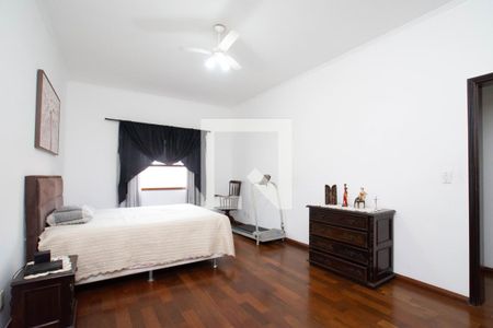 Casa à venda com 300m², 3 quartos e 5 vagasSuíte