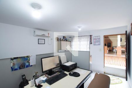 Casa à venda com 300m², 3 quartos e 5 vagasEscritório