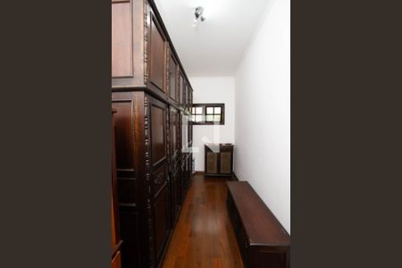 Casa à venda com 300m², 3 quartos e 5 vagasCloset da suíte