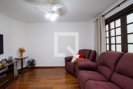 Casa à venda com 300m², 3 quartos e 5 vagasSala de TV