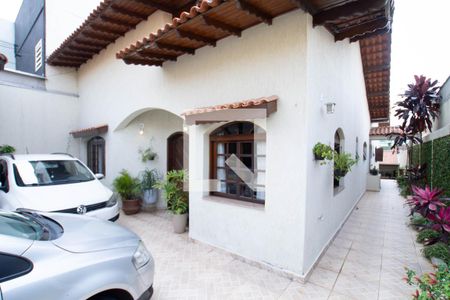 Casa à venda com 300m², 3 quartos e 5 vagasFrente