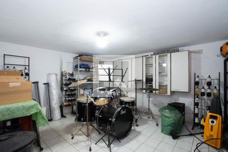 Casa à venda com 300m², 3 quartos e 5 vagasDepósito