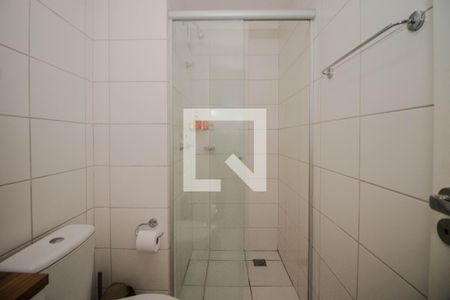 Apartamento à venda com 57m², 2 quartos e 1 vaga Apartamento à venda com 57m², 2 quartos e 1 vagaBanheiro Social